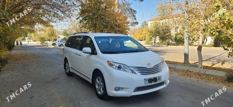 Toyota Sienna 2015 - 365 000 TMT - Ашхабад - img 3