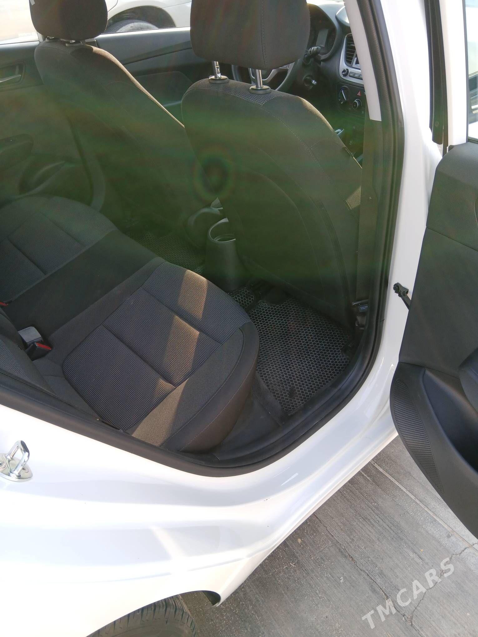 Hyundai Accent 2020 - 199 000 TMT - Ашхабад - img 9