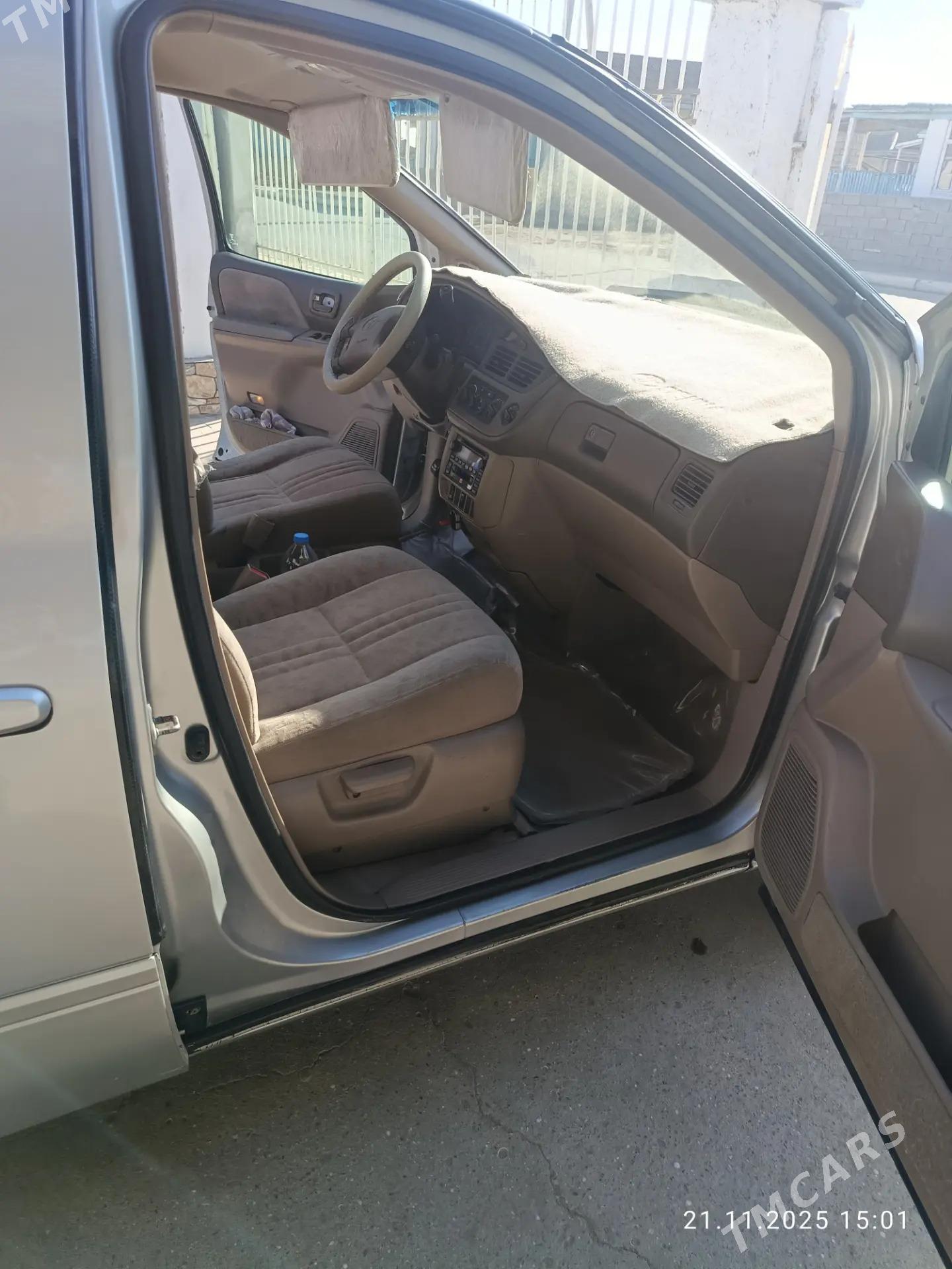 Toyota Sienna 2002 - 170 000 TMT - Эсенгулы - img 9