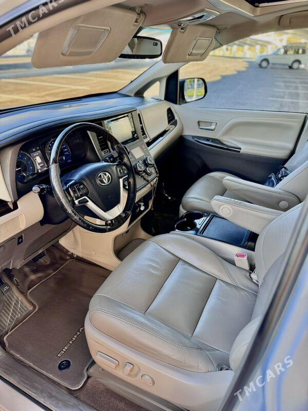 Toyota Sienna 2018 - 435 000 TMT - Aşgabat - img 4