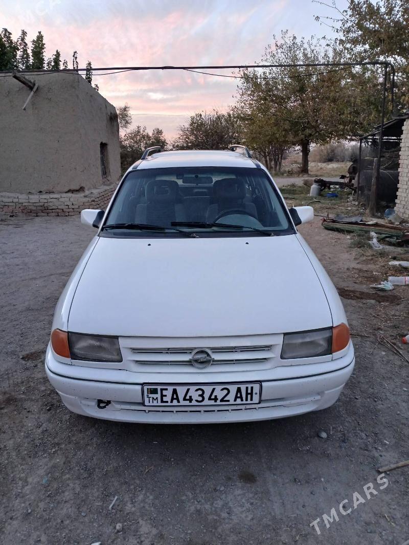 Opel Astra 1992 - 39 000 TMT - Бахарден - img 3