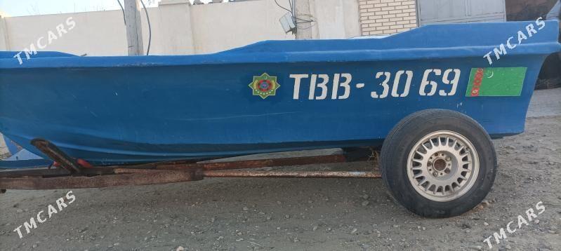 лодка леген - Хазар - img 4