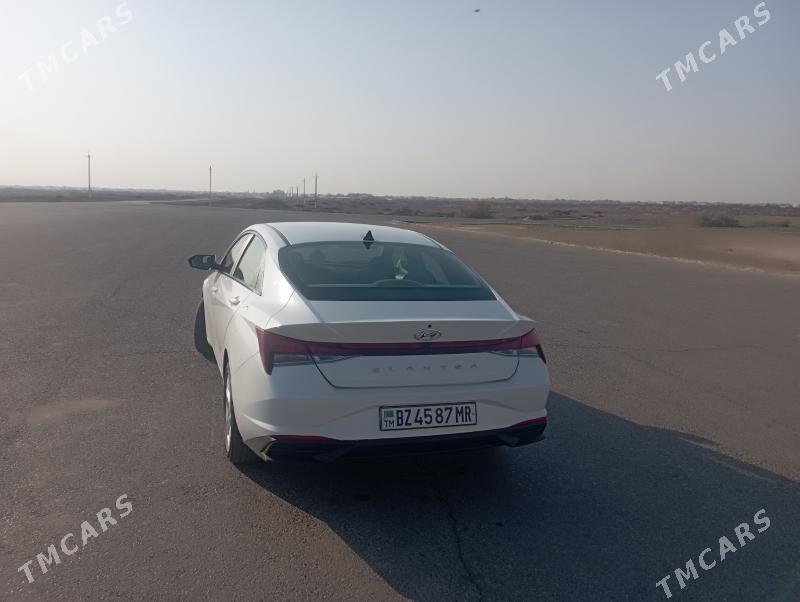 Hyundai Elantra 2022 - 230 000 TMT - Mary - img 8