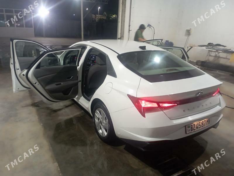 Hyundai Elantra 2022 - 230 000 TMT - Mary - img 4