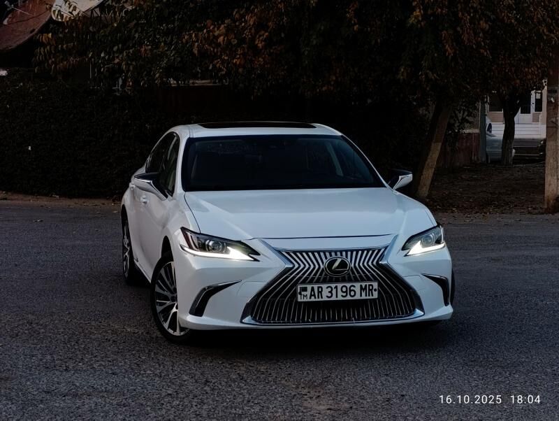 Lexus ES 350 2019 - 440 000 TMT - Мары - img 10