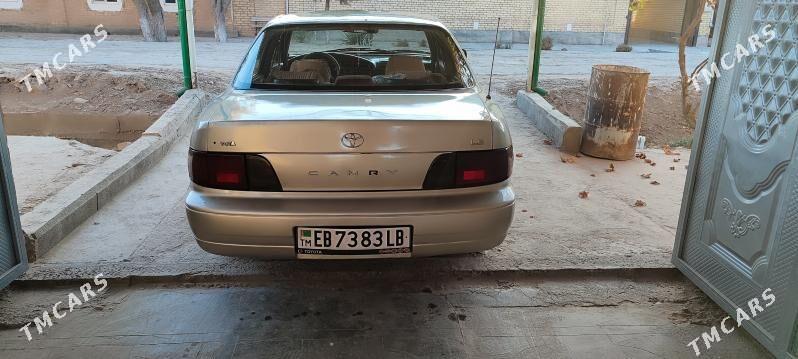 Toyota Camry 1994 - 100 000 TMT - Garabekewül - img 2