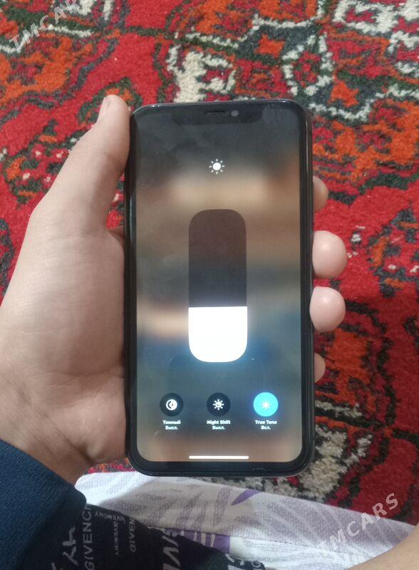 iphone 11 - Mary - img 3