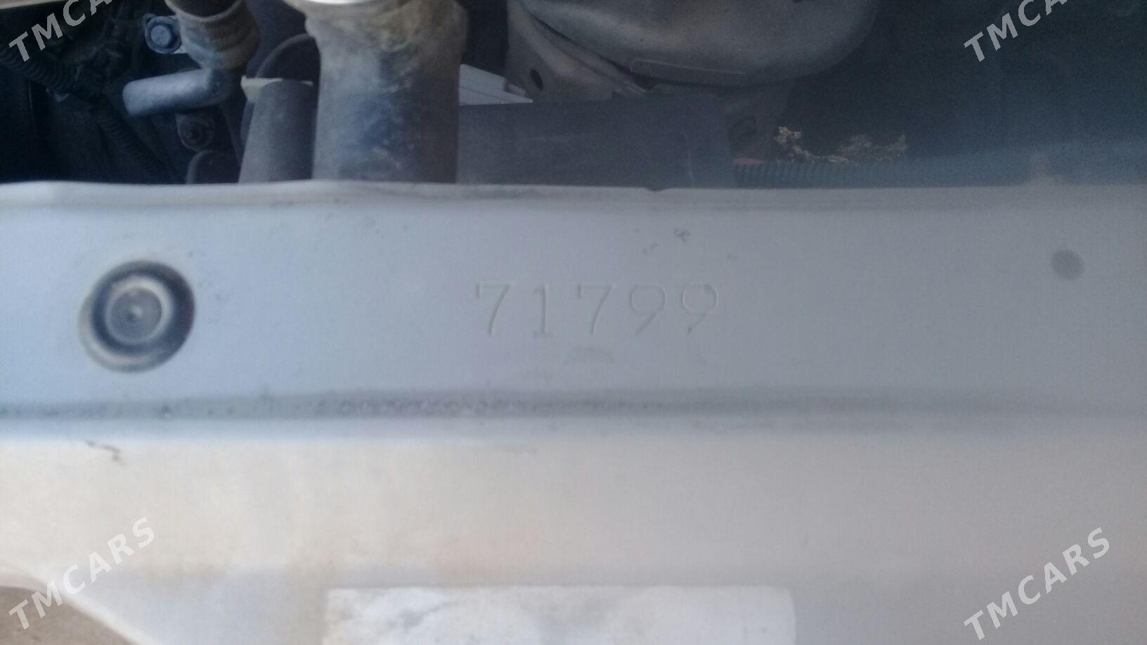 Toyota Camry 2006 - 185 000 TMT - Köneürgenç - img 2