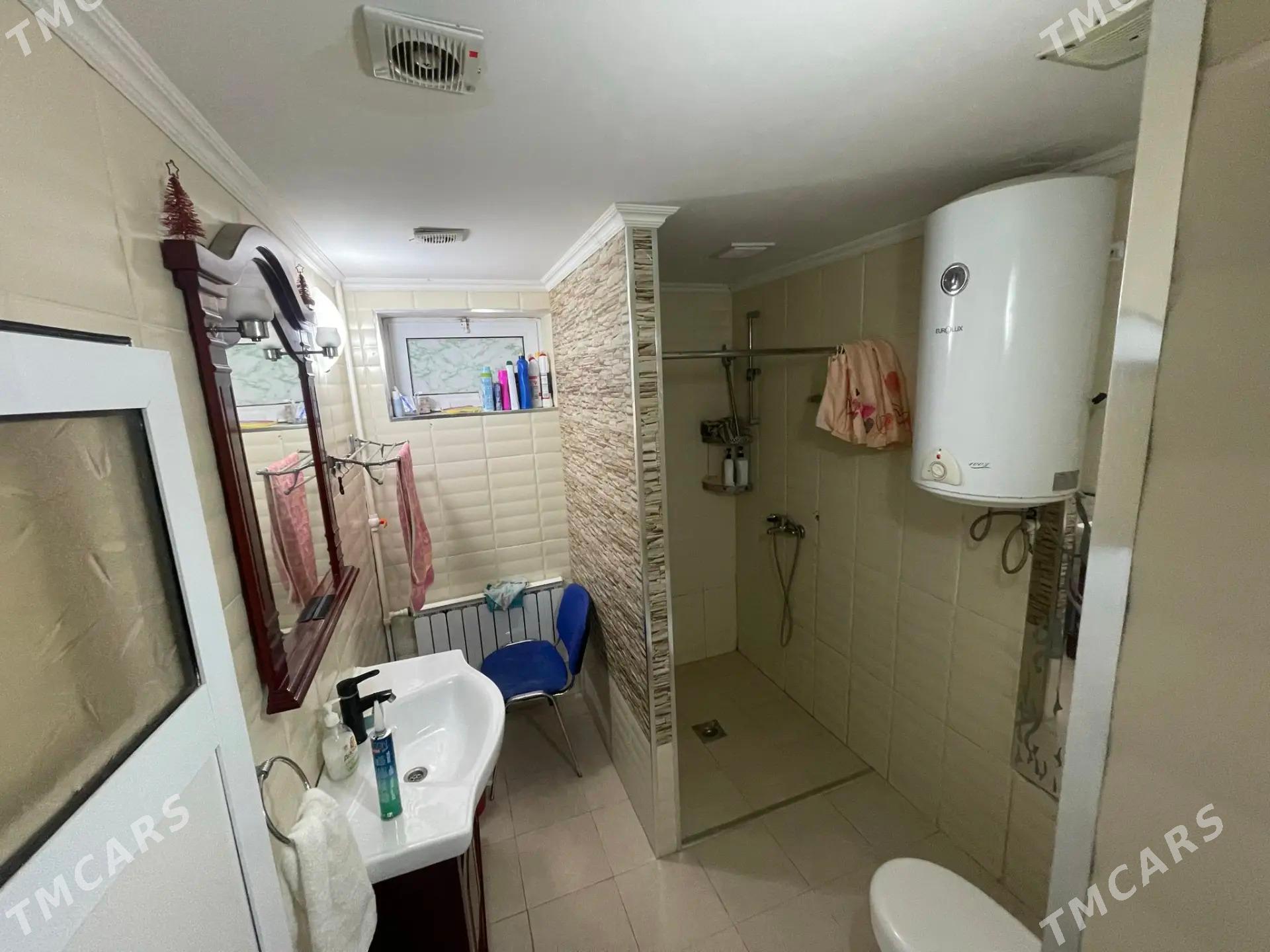 30 mkr 3 komnat 1 etaž - 30 мкр - img 7