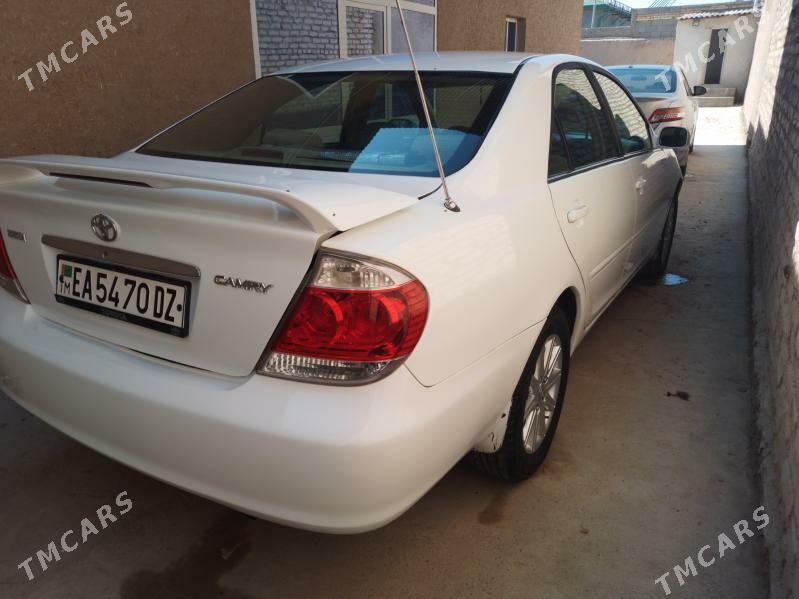 Toyota Camry 2004 - 165 000 TMT - Дашогуз - img 3