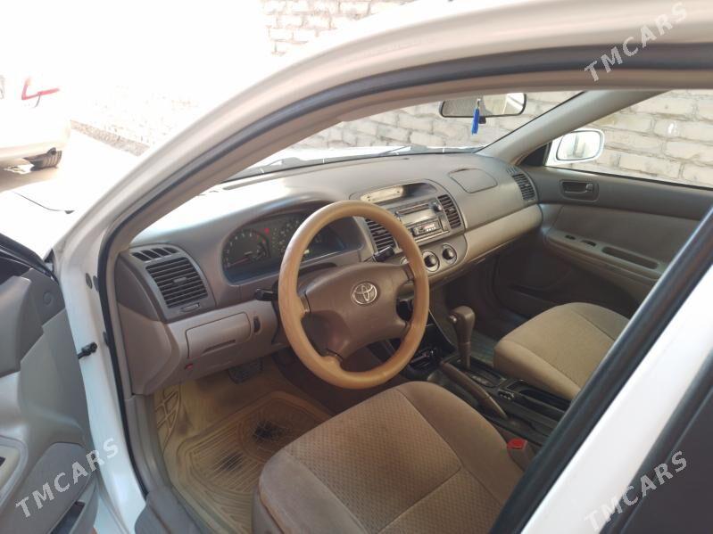 Toyota Camry 2004 - 165 000 TMT - Дашогуз - img 5
