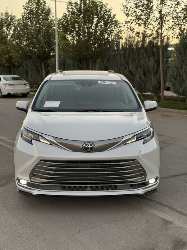 Toyota Sienna 2021 - 495 000 TMT - Aşgabat - img 5
