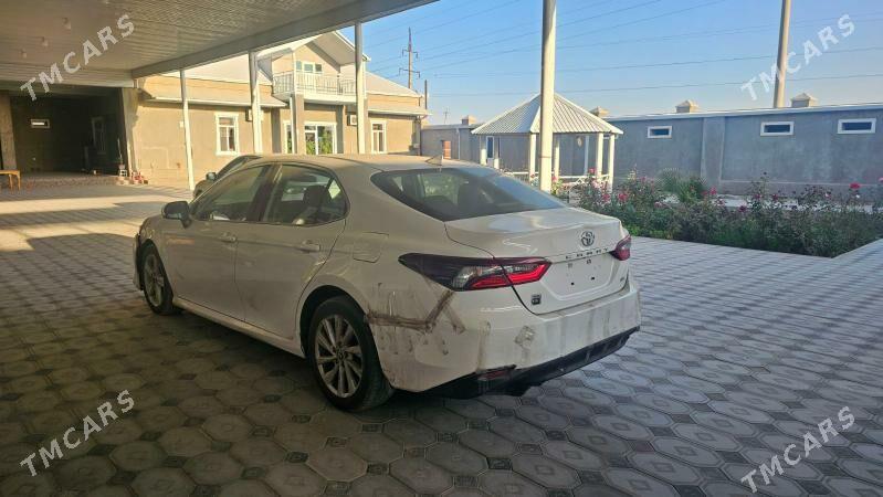 Toyota Camry 2022 - 290 000 TMT - Байрамали - img 4