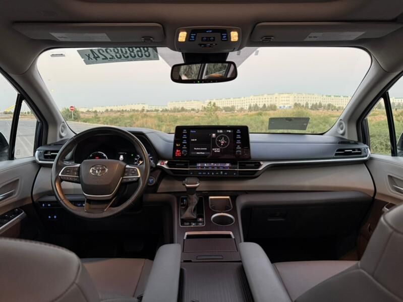 Toyota Sienna 2021 - 495 000 TMT - Aşgabat - img 6