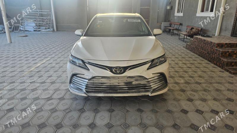 Toyota Camry 2022 - 290 000 TMT - Байрамали - img 7