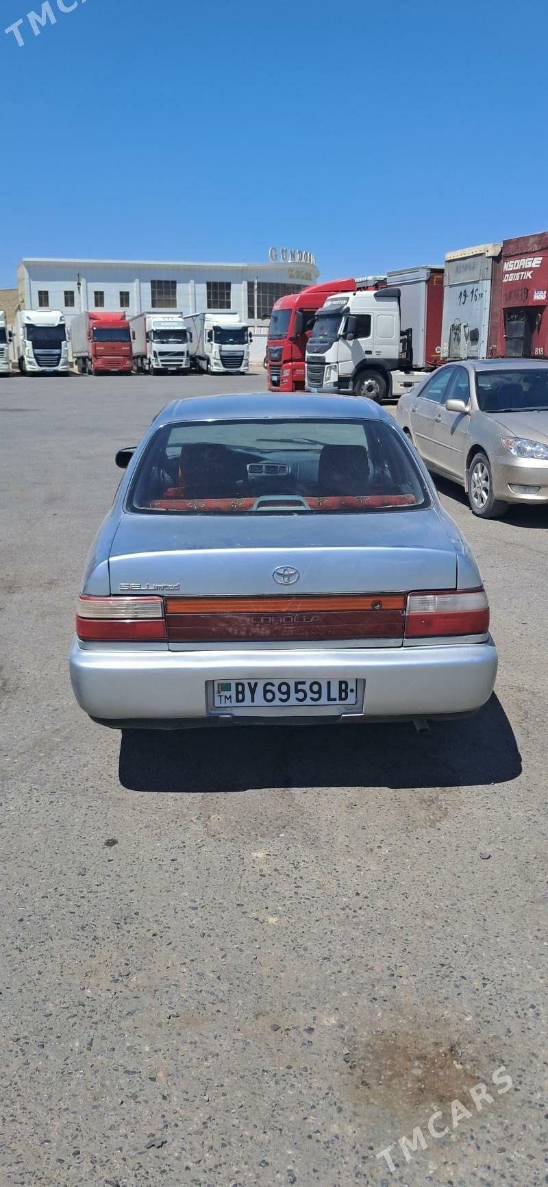 Toyota Corolla 1994 - 45 000 TMT - Türkmenabat - img 2