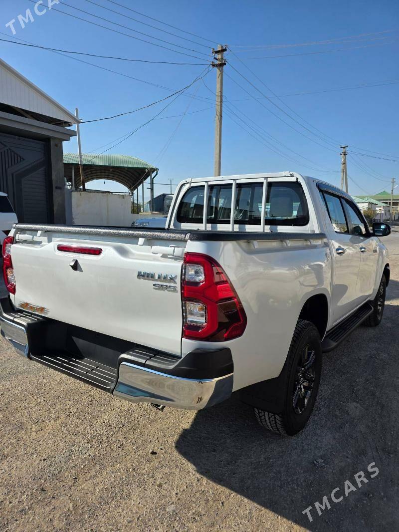Toyota Hilux 2025 - 677 925 TMT - Арзув - img 2