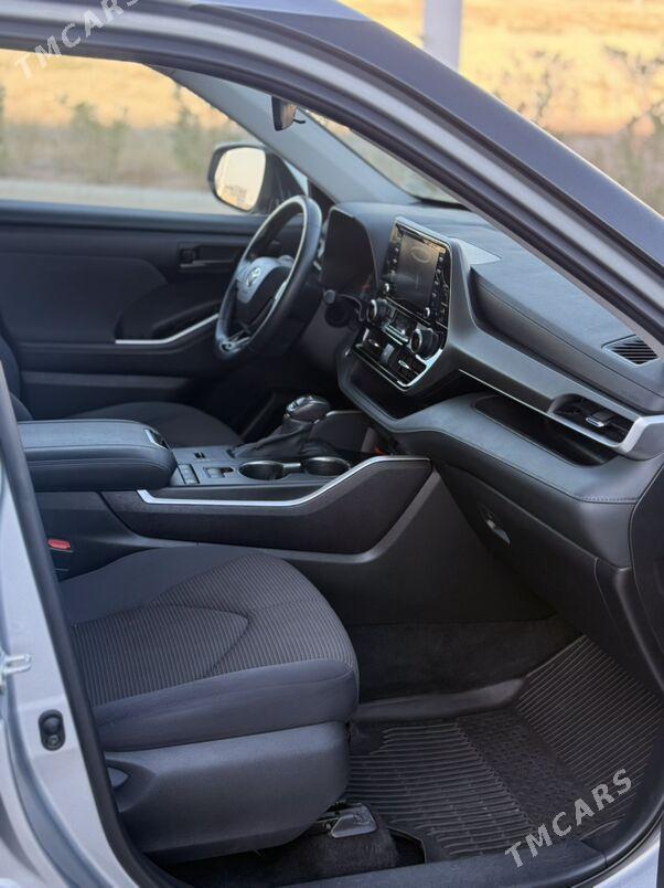 Toyota Highlander 2021 - 500 000 TMT - Балканабат - img 8