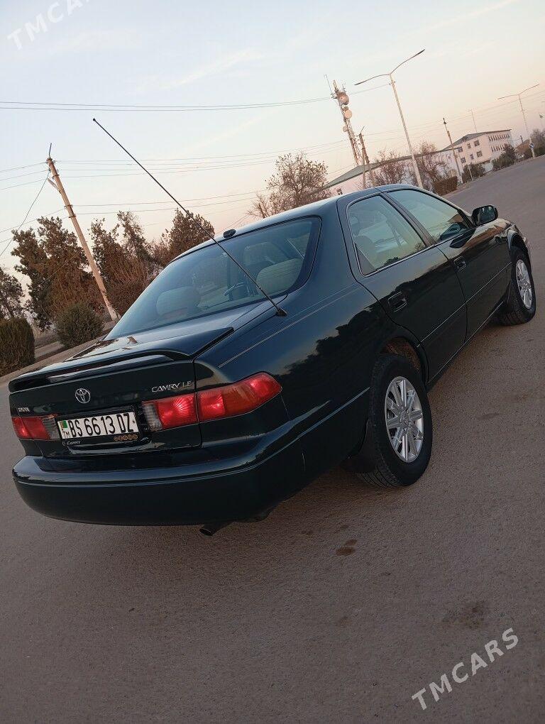 Toyota Camry 2000 - 150 000 TMT - етр. Туркменбаши - img 5