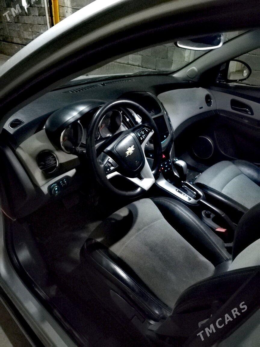 Chevrolet Cruze 2013 - 132 000 TMT - Бедев - img 4
