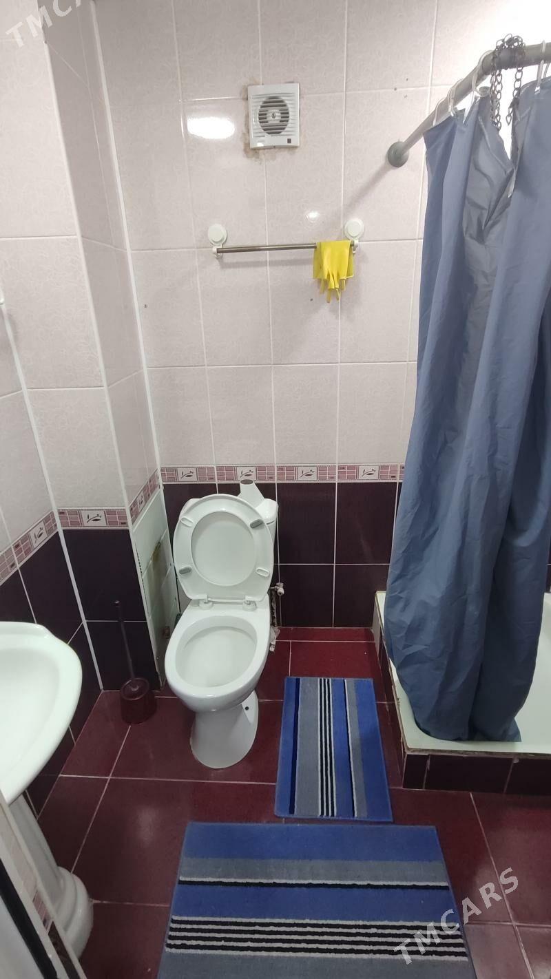 Продам квартиру 4мкр 1 этаж - 4 мкр - img 1