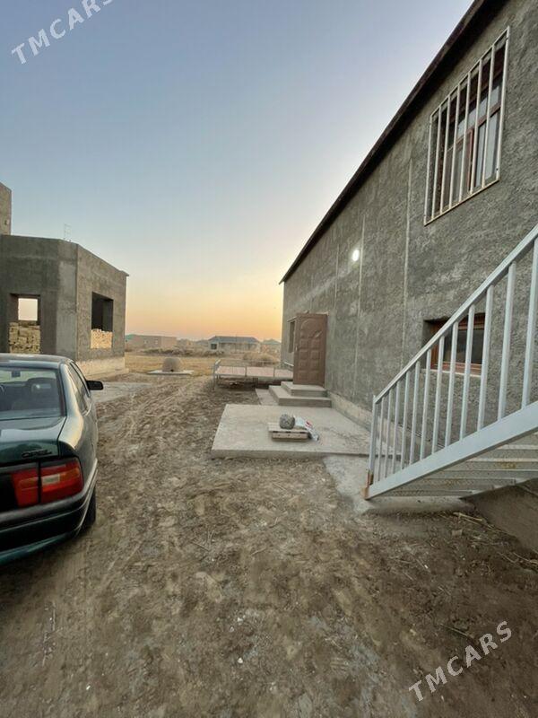 Jay - етр. Туркменбаши - img 1