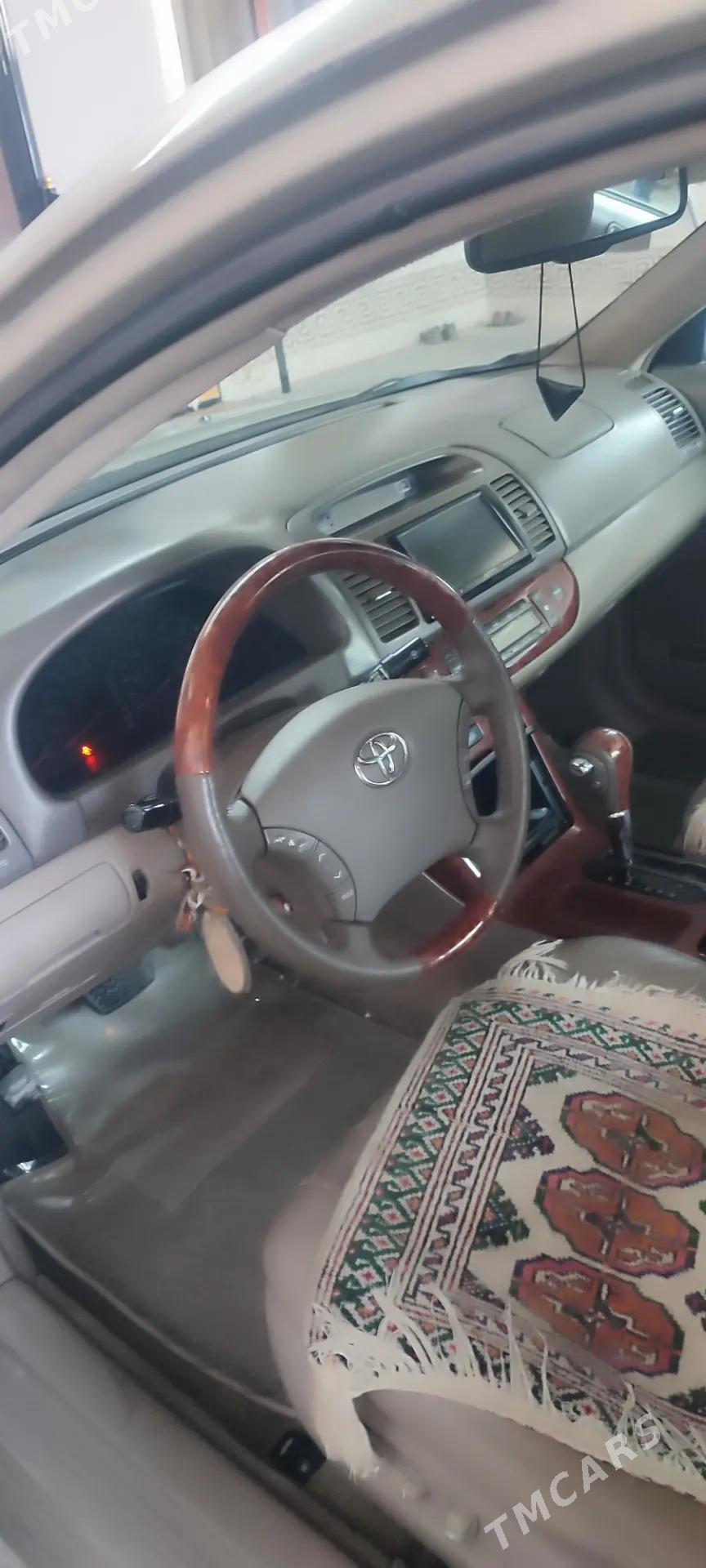 Toyota Camry 2005 - 242 000 TMT - Çärjew - img 5