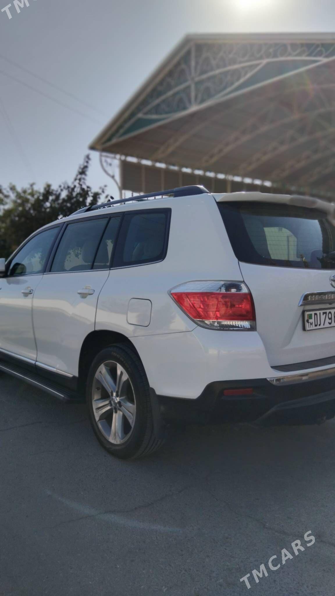 Toyota Highlander 2011 - 360 000 TMT - Ашхабад - img 3