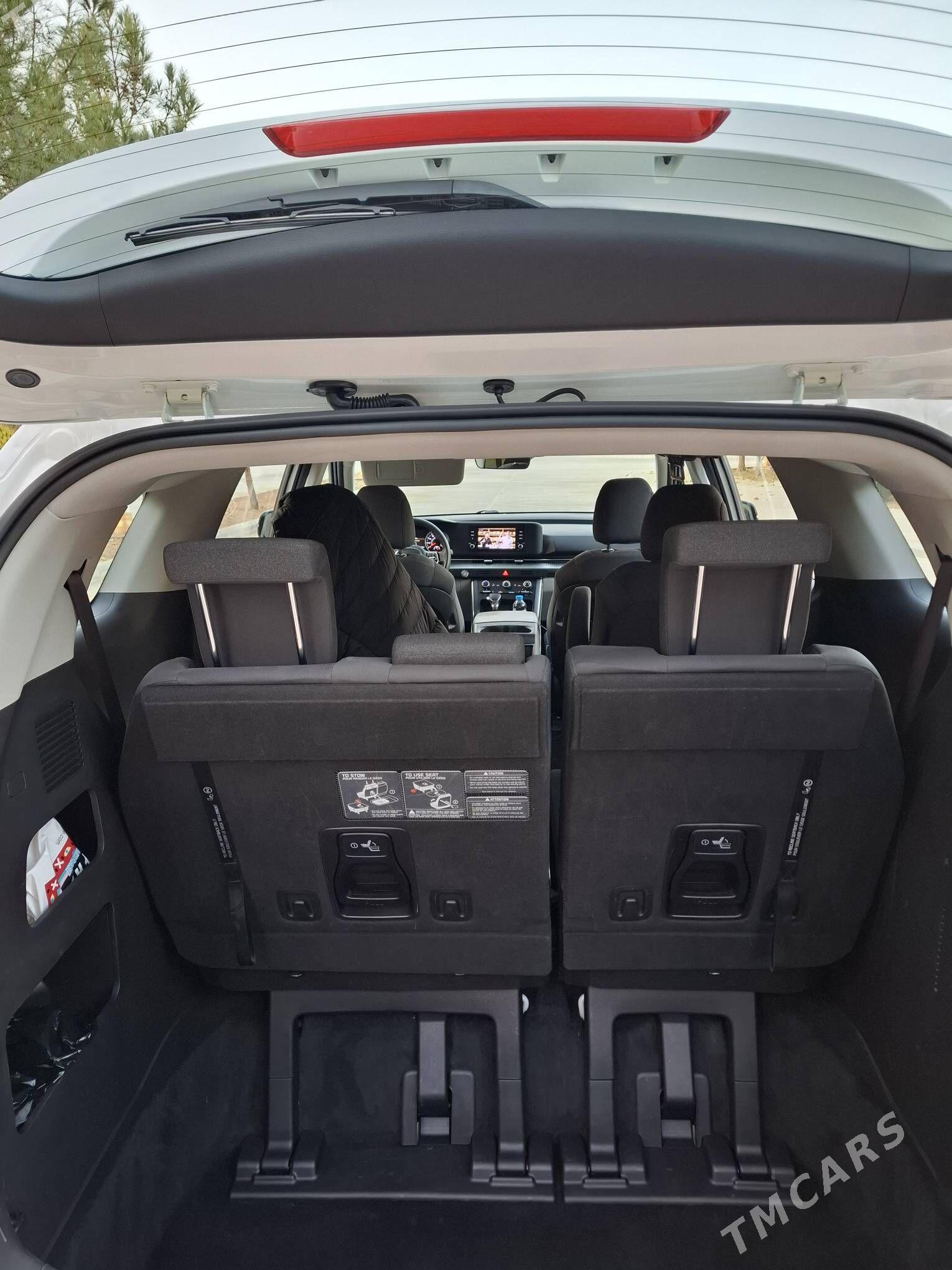 Kia Carnival 2022 - 475 000 TMT - ул. Подвойского (Битарап Туркменистан шаёлы) - img 4