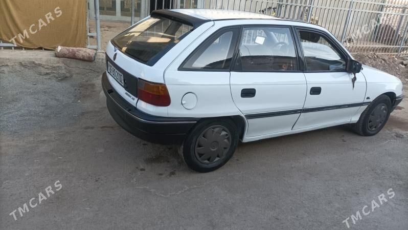 Opel Astra 1993 - 25 000 TMT - Daşoguz - img 4