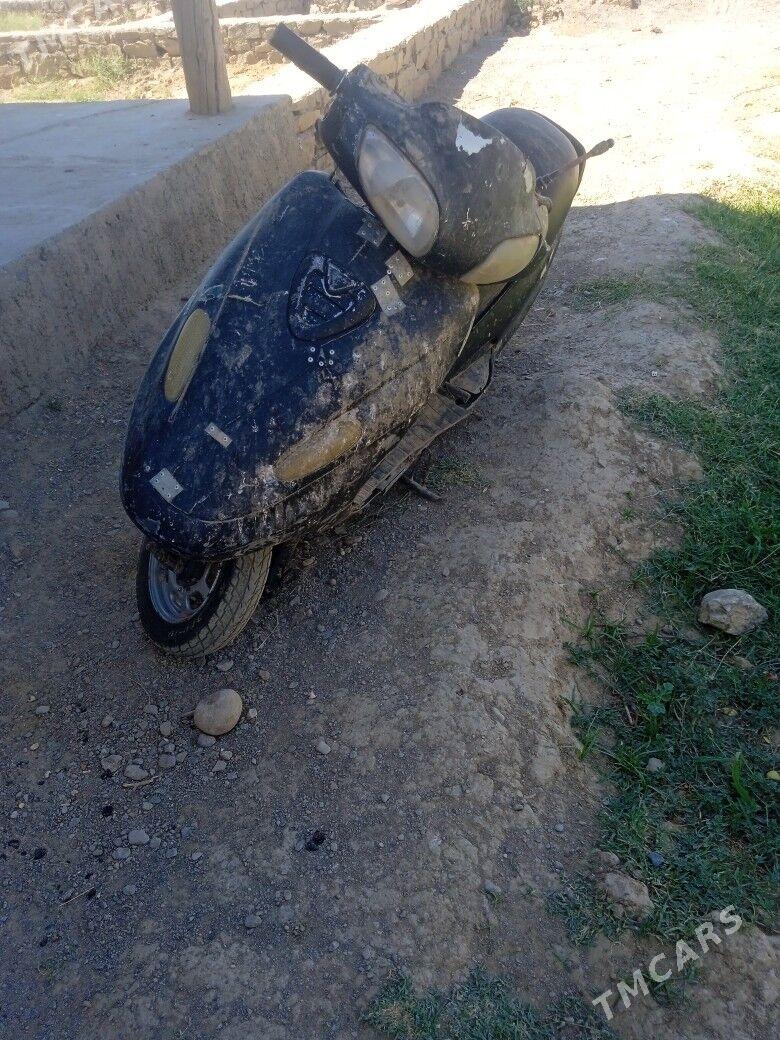 Fekon FK150-8G 2018 - 3 000 TMT - Magdanly - img 1