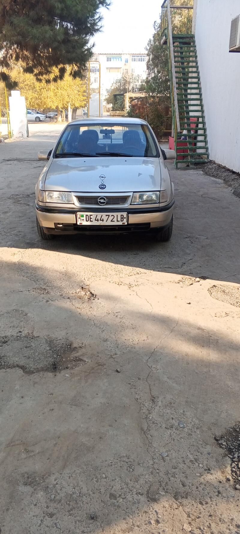 Opel Vectra 1991 - 48 000 TMT - Сакар - img 1