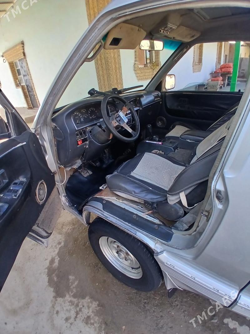 Toyota Town Ace 1989 - 25 000 TMT - Gurbansoltan Eje - img 3