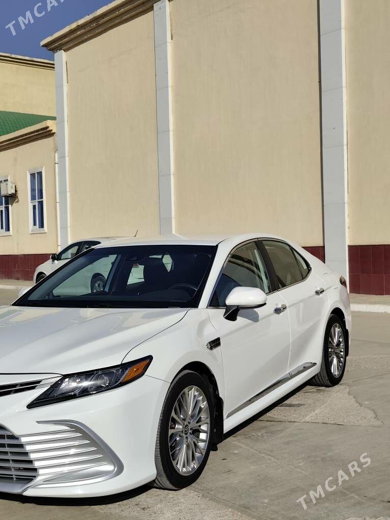 Toyota Camry 2021 - 345 000 TMT - Ашхабад - img 3