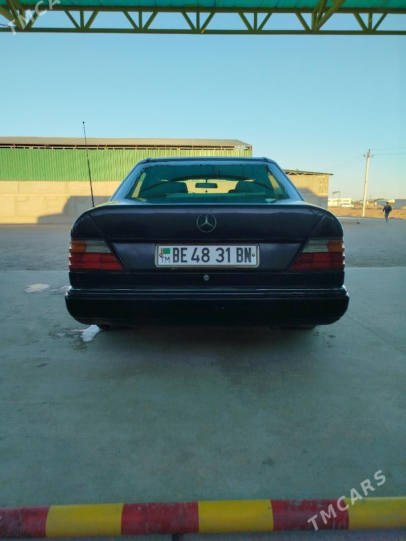 Mercedes-Benz W126 1987 - 28 000 TMT - Hazar - img 4