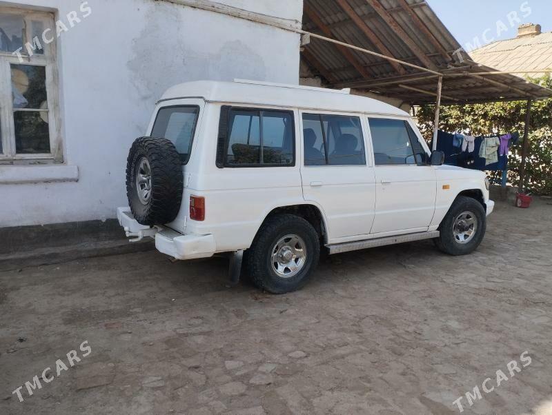 Mitsubishi Pajero 1988 - 30 000 TMT - Baýramaly - img 2