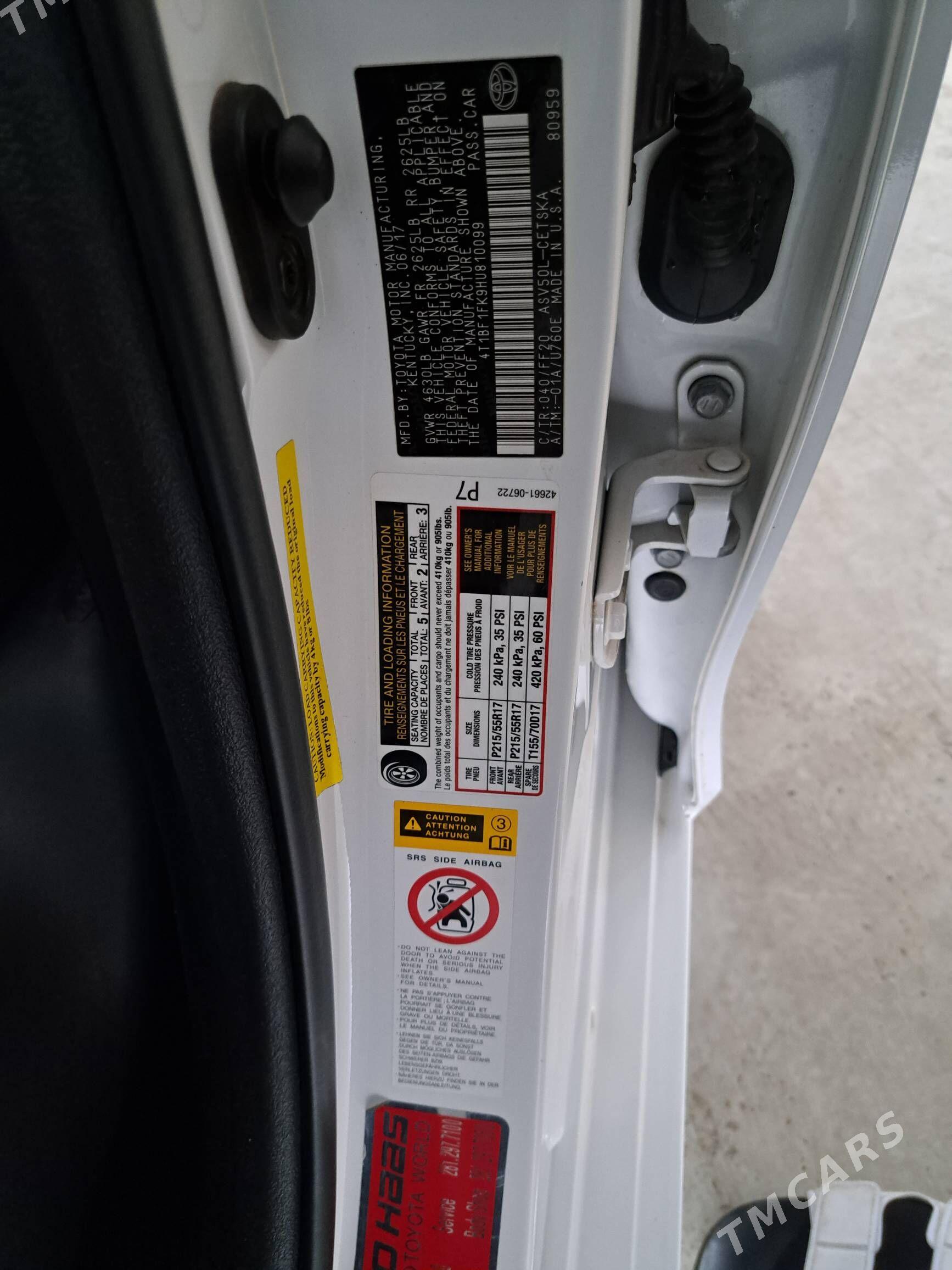 Toyota Camry 2017 - 300 000 TMT - Кипджак - img 9