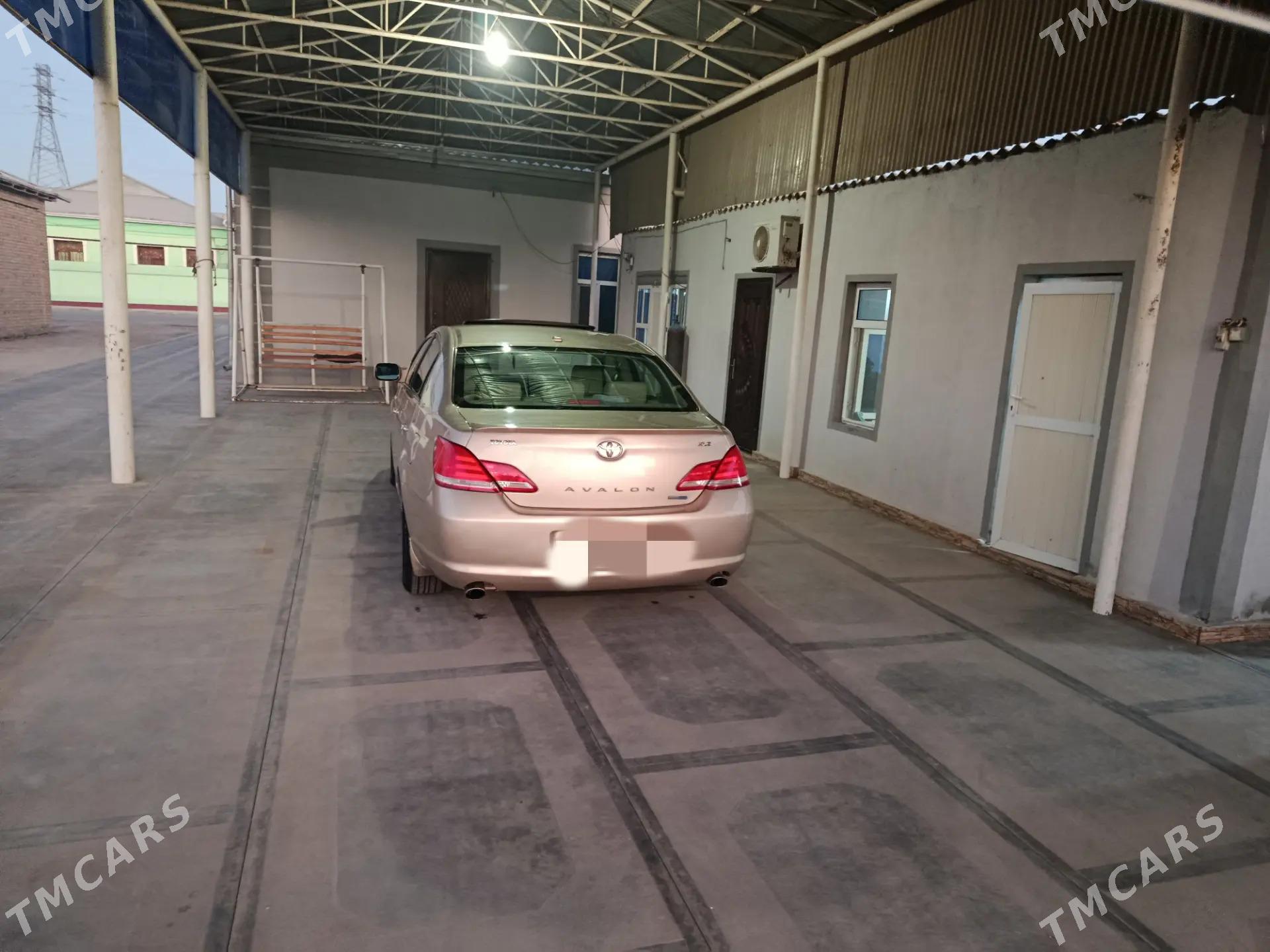 Toyota Avalon 2010 - 199 000 TMT - Мары - img 4