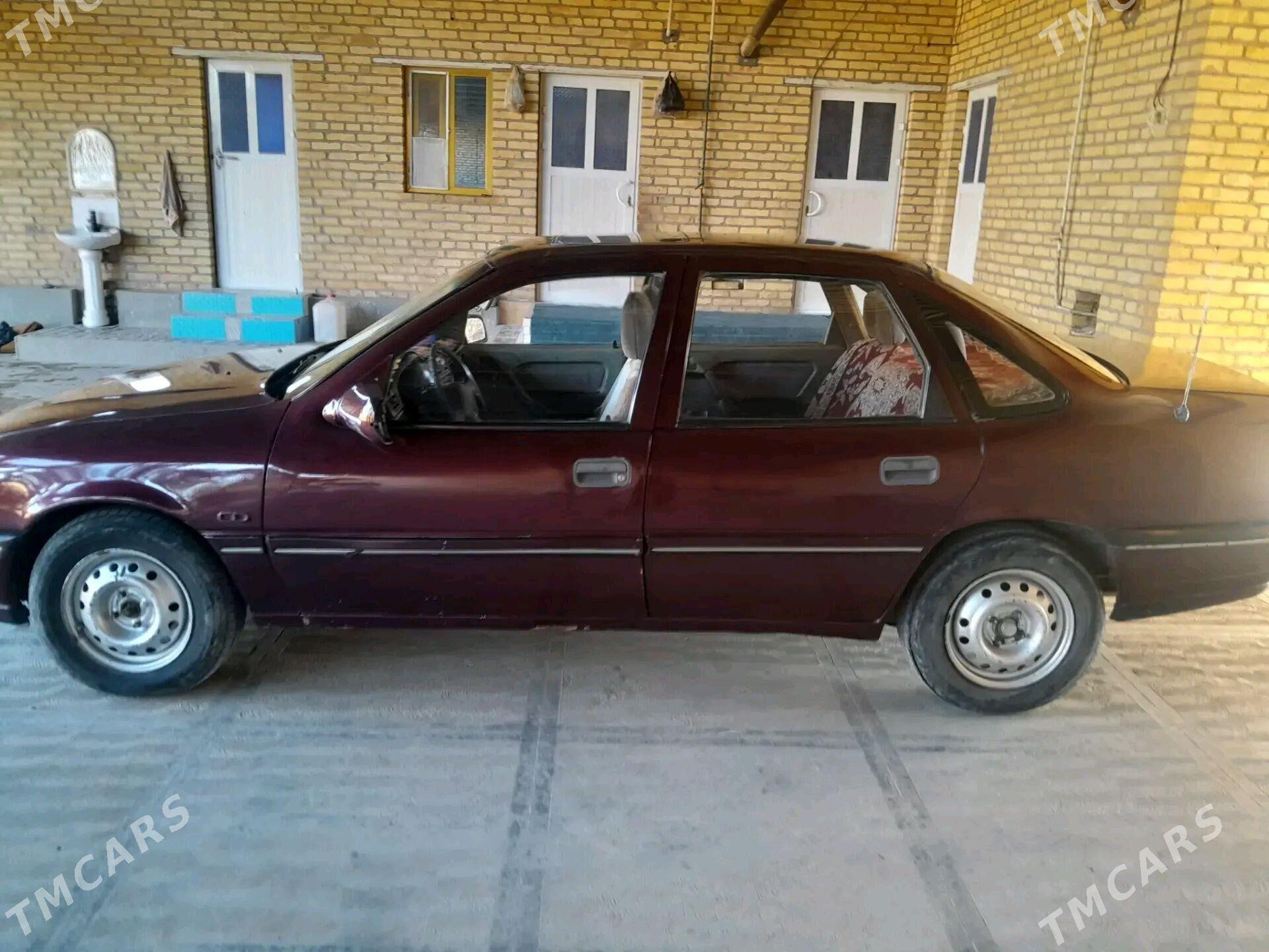Opel Vectra 1991 - 25 000 TMT - Саят - img 2