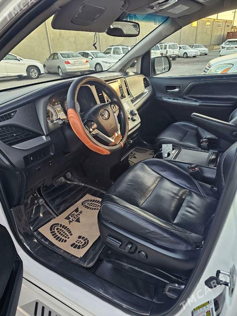 Toyota Sienna 2019 - 400 000 TMT - Мары - img 5