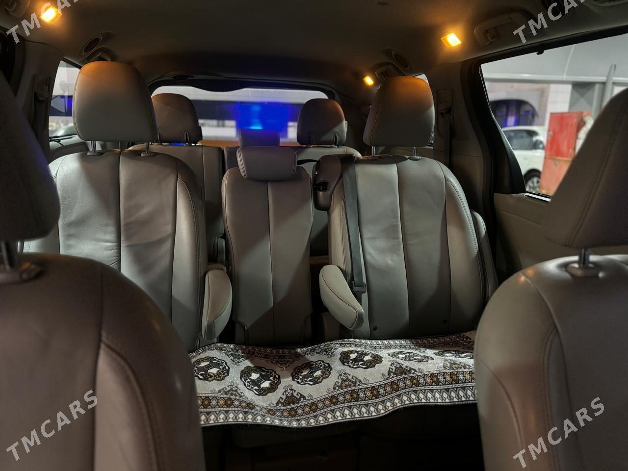 Toyota Sienna 2012 - 345 000 TMT - 6 мкр - img 6