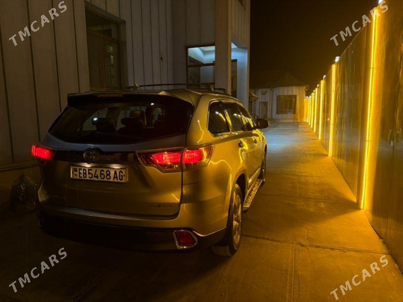 Toyota Highlander 2015 - 380 000 TMT - Ашхабад - img 2