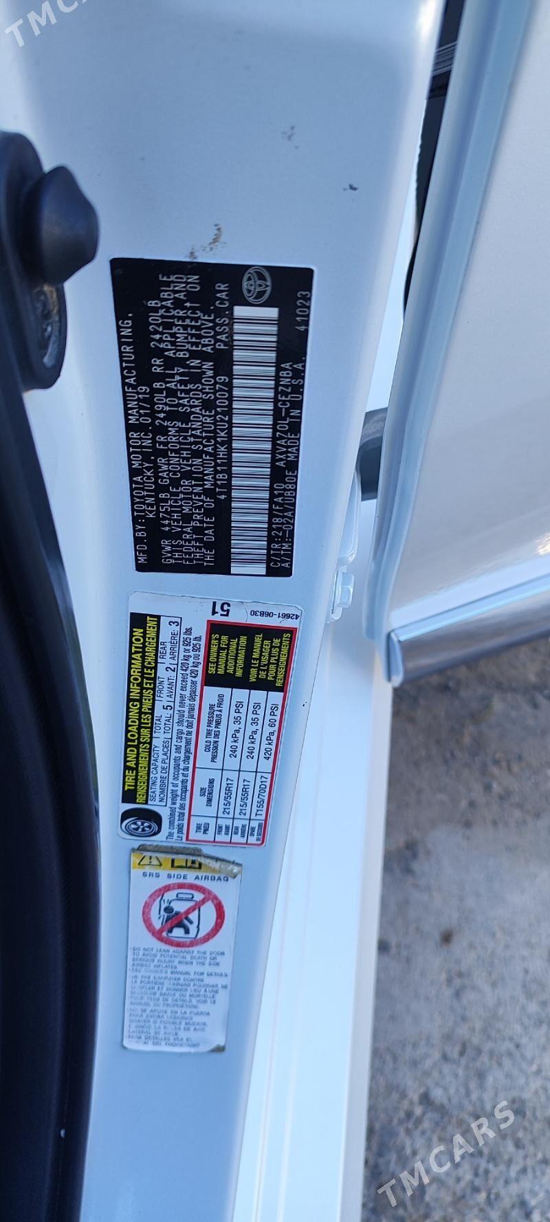 Toyota Camry 2019 - 265 000 TMT - Гуртли - img 6