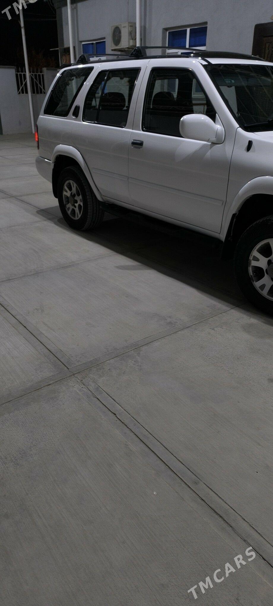 Nissan Pathfinder 2001 - 134 000 TMT - Бахарден - img 4