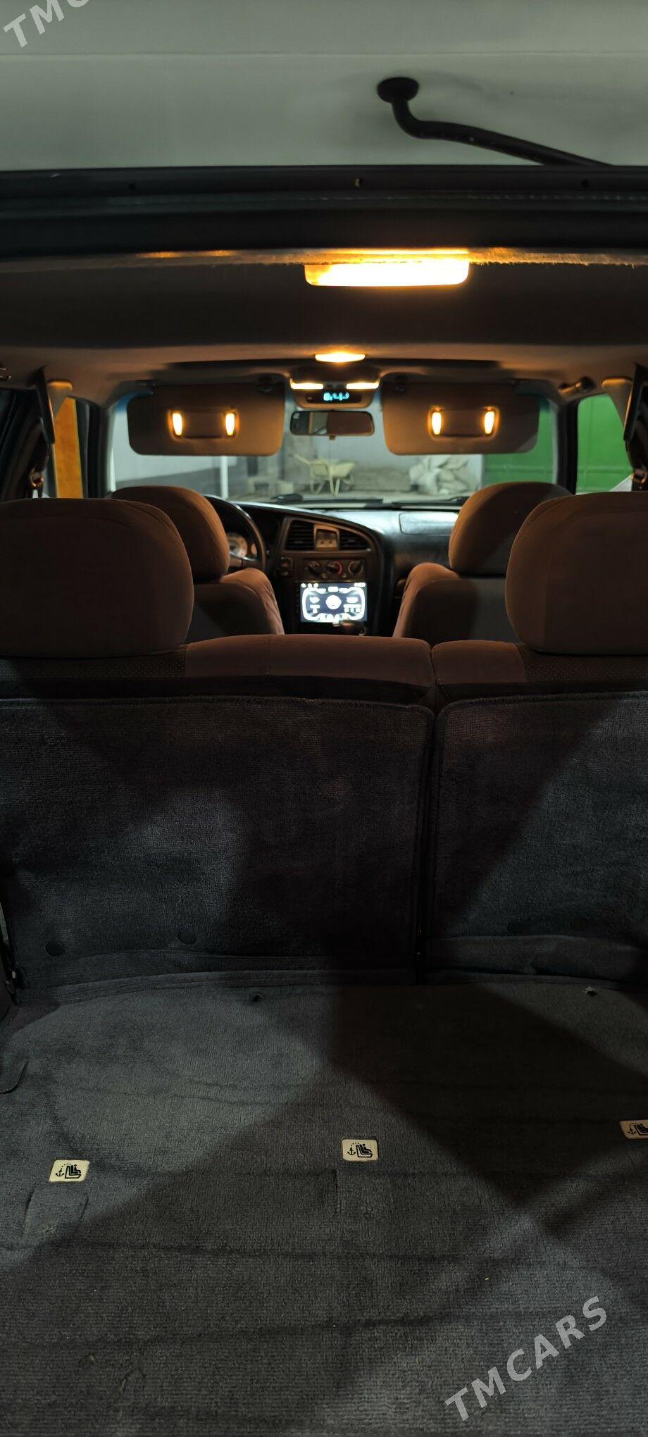 Nissan Pathfinder 2001 - 134 000 TMT - Бахарден - img 8