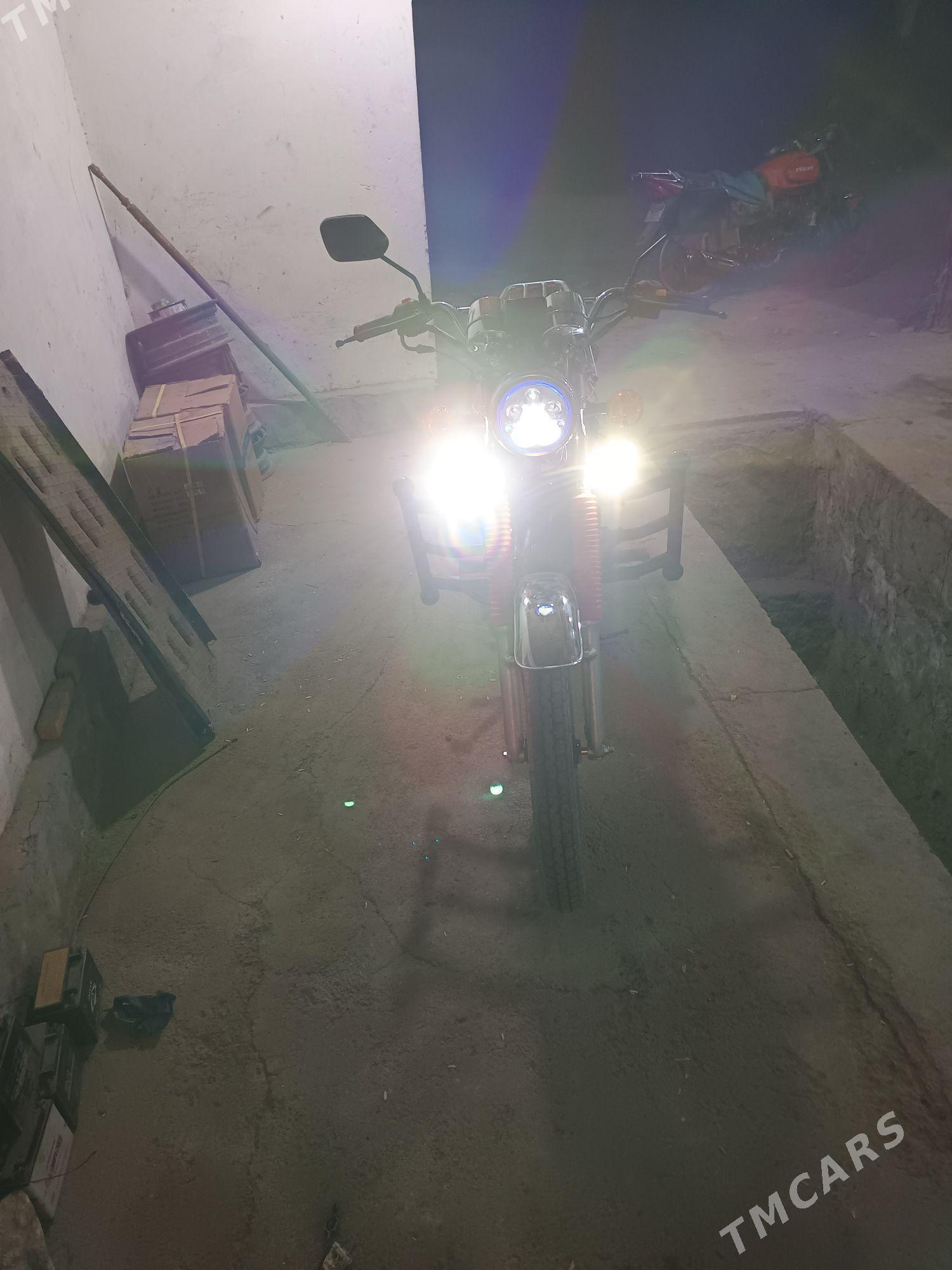 Fekon FK150-8G 2012 - 8 000 TMT - Достлук - img 4