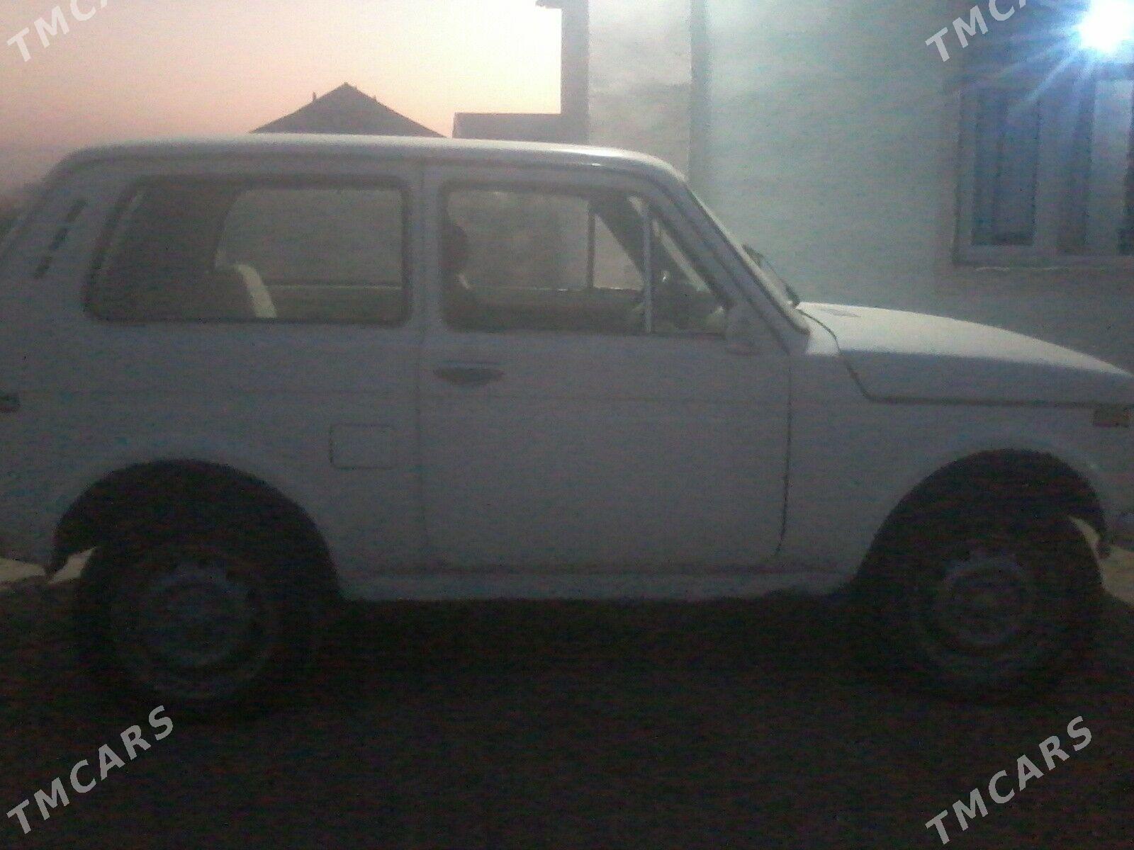 Lada Niva 1983 - 10 000 TMT - Мары - img 2
