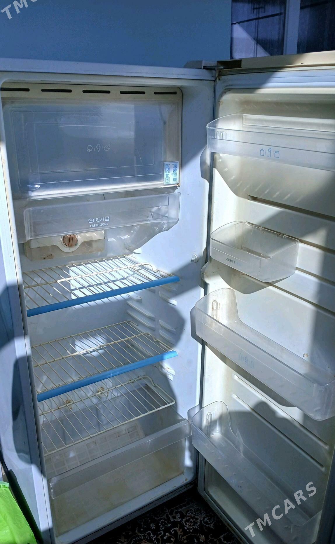 holodilnik - Бузмеин - img 1