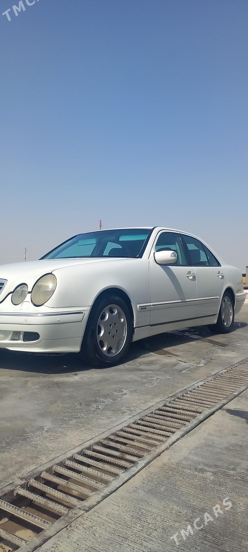 Mercedes-Benz C320 2001 - 80 000 TMT - Ак-Бугдайский этрап - img 3