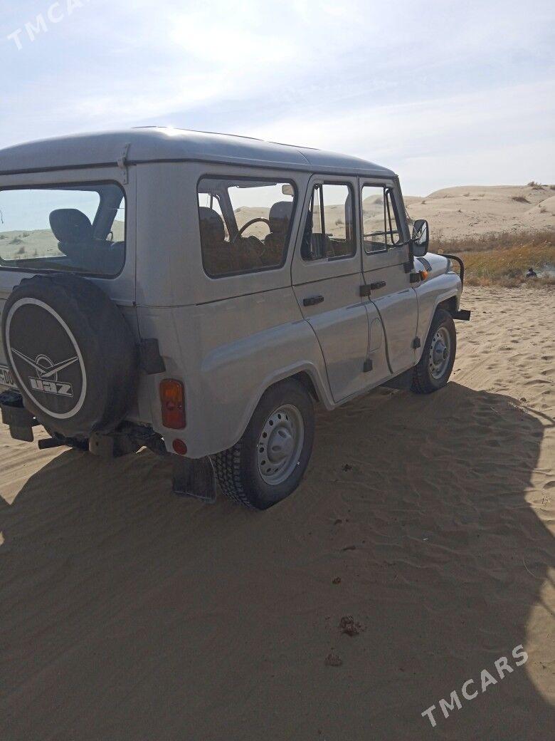 UAZ 469 2004 - 90 000 TMT - Türkmenabat - img 4